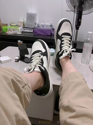 @坤Z。 #新鞋到了 我先给你试试#好鞋推荐 #哎呦喂你鞋真好看 #鸿星尔克