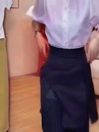 新款高档时尚西装半身裙女早秋新款中长款高腰显瘦气质女款#西装半身裙 #气质开叉裙