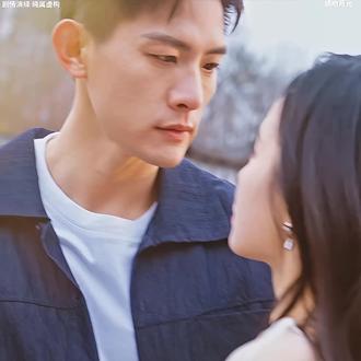 一见钟情的女孩分手了,赶紧娶回家#娇吻月光