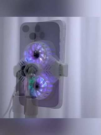 手机散热器双风扇静音散热背夹降温神器制冷双风扇#散热器生产 #散热器推荐 #手机散热器 #半导体散热器 @DOU+小助手