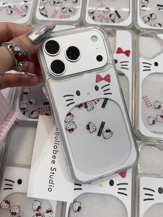 好阔爱的滑片流沙kitty手机壳呀~好朋友 请给我安排上谢谢!#快分享给你的好友 #阔爱炸了 #这个手机壳真的长在我心巴上了 #仙女必备