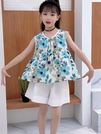 #我要上热门🔥 女童夏季套装2025新款儿童韩系碎花无袖上衣中大童棉布短裤两件套#夏季穿搭 #生女儿就是用来打扮的 #高品质童装 #爆款热卖中
