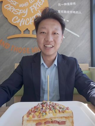 30岁终究还是来了,许了2个愿望.第一个是希望自己能变得更优秀。第二个交给大家啦#生日快乐 #教师