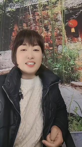 玉芬啊玉芬红边大江南北,我也来跟个风,顾妈妈版的玉芬😁#玉芬 #涨粉 #玉芬啊玉芬你让彪哥好伤心 啊#绍兴绍兴 @创作灵感小助手