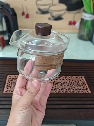玻璃盖碗不烫手泡茶杯功夫茶碗防烫手抓茶壶耐高温茶具木垫防烫#高端大气 #茶水分离杯 #高硼硅玻璃 #美观实用 #手抓壶泡茶壶