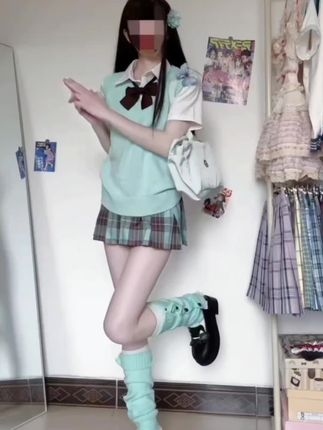 #jk穿搭 #学院风穿搭 #甜系女孩 #jk日常穿搭 #谁穿谁好看