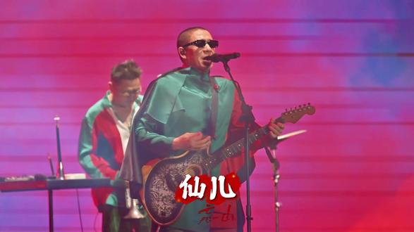 没病谁听二手玫瑰,有病才懂人间滋味,你可以不听二手玫瑰的歌,但是肯定不能怀疑二手玫瑰的现场#二手玫瑰 #仙儿 #阜阳斑马音乐节 #音乐节 #二手玫瑰梁龙