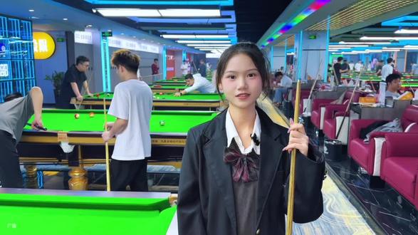 在南城打台球来这里
#QQ桌球俱乐部 #台球是一种生活 #台球 #打台球 #台球俱乐部