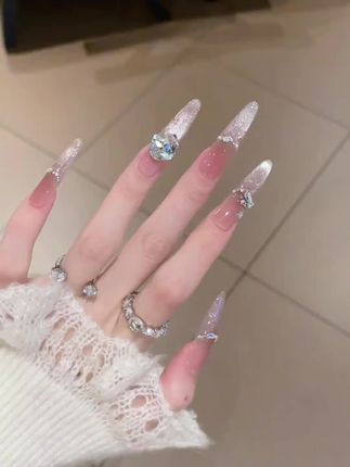 美到失语,千金味美甲#美甲💅 #美甲分享 #穿戴甲 #穿戴甲随意摘戴