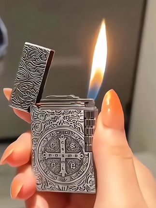 #创作灵感 康斯坦丁侧滑砂轮新款充气打火机雕刻工艺金属材质火机送男友#创意打火机 #送男友的礼物 #高颜值 #男生喜欢的礼物 @DOU+小助手