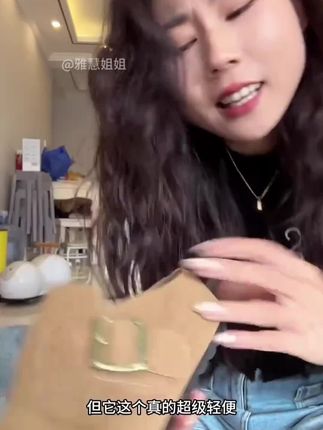 难怪老婆不穿高跟鞋了,这鞋显高5cm厚底女鞋,显高显瘦显腿长 难怪老婆不穿高跟鞋了,这鞋显高5cm厚底女鞋,显高显瘦显腿长~!