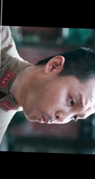 我们中国就是一个沉睡的雄狮,一旦醒来宁可站着死也不愿跪着活。#向英雄致敬 #助手抖音 #宣传正能量 #用剪映出大片 #强烈推荐 @电影得闲谨制