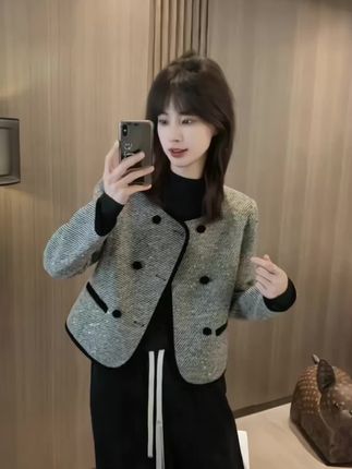 灰色条纹女短小香外套百搭秋冬休闲宽松春秋修身秋季外套韩版#小香外套 #条纹短外套 #百搭外套