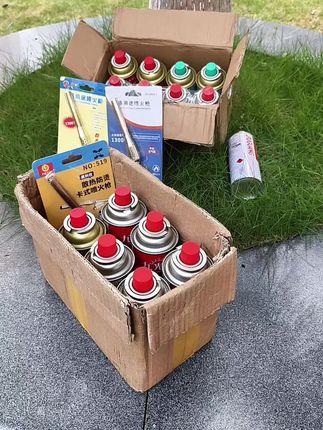 卡式通用气罐+多功能喷火器,居家必备!#卡式通用气罐 #便携式点火器 #便携式气罐 #烧猪毛神器 #户外卡式炉气罐