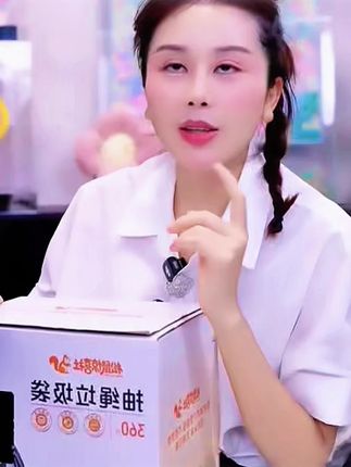 玉希家里用的这款垃圾袋买一次用一年,加大加厚滴水不掉韧性十足 #垃圾袋 #收纳袋 #垃圾袋收纳袋 #垃圾袋手提式 #手提垃圾袋