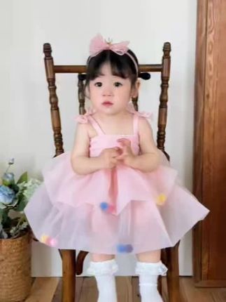 女童吊带公主裙2025新款夏季宝宝韩版球球网纱裙儿童蝴蝶结连衣裙#女童连衣裙#吊带裙#公主裙#网纱裙#好物分享