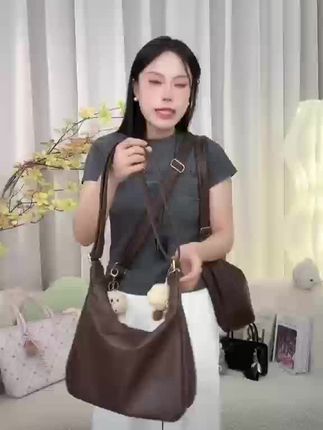 带挂件)简约大容量托特包时尚百搭单肩斜挎包女通勤软面休闲女包