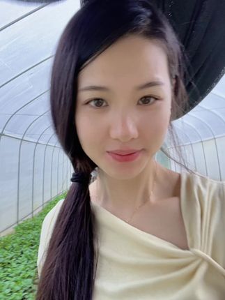 勤奋的人已经干了一早上的活了,有的人还没起床