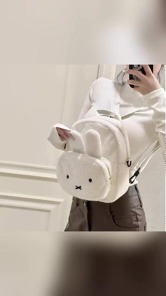 2025秋冬新款卡通可爱米菲兔子羊羔毛两用背包女生小包双肩包书包#卡通书包 #卡通背包 #米菲兔背包 #可爱背包#卡通双肩包