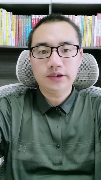 安装Disable All wordpress Update 安装Disable All wordpress Updater插件禁止wordprrss插件自动升级
我们看到,当我们登录这个站点后,我们已经安装好的一些插件,经常会出现一些叫你进行升级提醒,但是你要的插件,升级之后有的时候它会出现不兼容。一旦你的其他插件升级,他可能就会出现一些问题,为了解决这么一个问题的话啊,我们一般情况下啊,会安装另外一个插件,这个插件的话干嘛呢,它就可以禁止更新已经安装的wordpress的插件,这样在有插件进行一个升级的时候就保持原来的一种状态,这就避免了一些版本不兼容或者说PHP,比如说有的插件你升级到他要求PHP版本更高,如果说插件升级之后,你不去升级那个Php版本的话,有可能会出现一些问题避免这些问题,就这种情况下,我们就可以通过安装这个插件来解决,我们点击新安装插件,操然后在这里搜索搜索Disable All wordpress Updater禁止wordpress所有插件进行更新,就这么一个插件。点击安装,点击安装之后再点击激活,你会发现你所有的更新提示都已经消失了,这样的话就可以有效的解决因为插件升级带来的各种各样的兼容问题,一般情况下我是推荐大家把网站功能达到要求后内容做起来了,然后安装这个禁止一些插件进行更新#外贸人找客户#wordpress #外贸 #跨境电商 #独立站