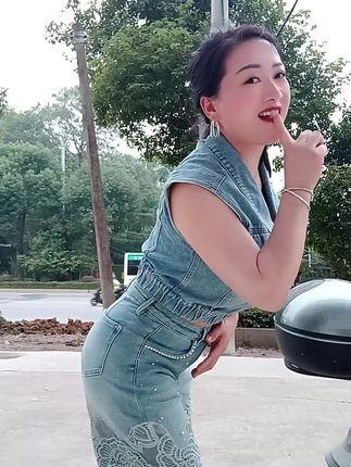 今天风儿不一样,#随意摇摆 😋😋
