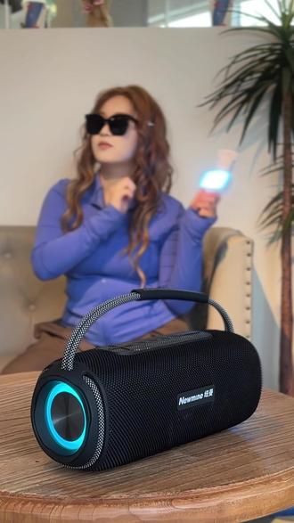 蓝牙音响还是要这种氛围感灯光的才爽#蓝牙音响 #音响设备 #便携音响