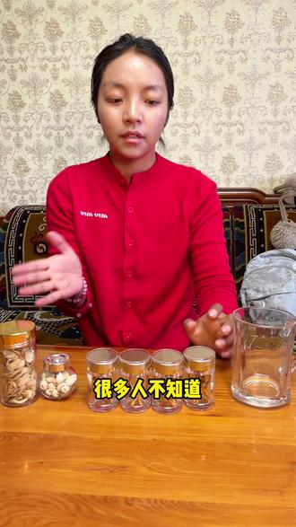 高端滋补的冬虫夏草泡水是直接泡吗?送礼选多大的? #冬虫夏草 #那曲虫草 #藏族姑娘 #那曲拉姆