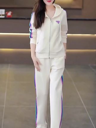 #上热门话题🔥🔥🔥 中秋 休闲运动套装宽松时尚春秋季2025新款运 动服中年连帽跑步服两件套#秋季新款 #秋季新款 #秋季上新 @抖音小助手