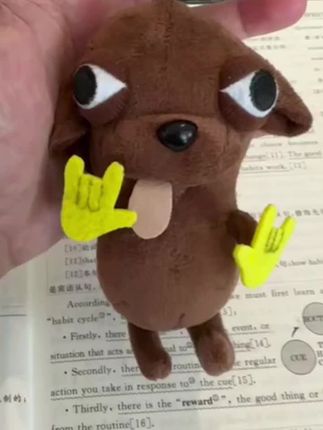 #吉娃娃 #吉娃娃挂件 #搞怪挂件 #玩个很新的东西 #挂件