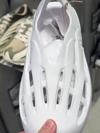 #阿迪达斯adidas #男女同款潮鞋 #潮拖鞋推荐 #好鞋推荐 #百搭鞋子
