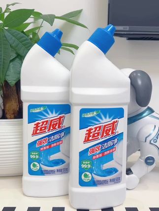 超威强效洁厕灵专治马桶顽固尿渍、水垢,一冲就净还深层洁净!不刺鼻,清洁后去异味留清香,如厕舒服又省心~#居家清洁 #马桶除臭#好物推荐#洁厕液