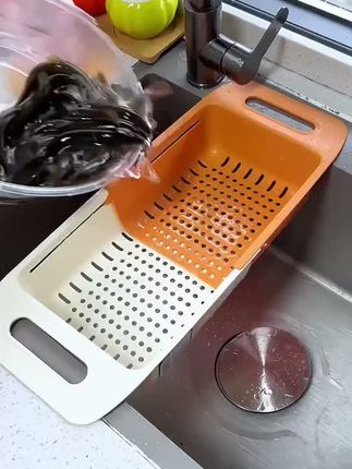 它可以自由伸缩,大小水槽都可以用,平时洗个蔬菜水果很方便真的很实用。#厨房好物 #好物推荐🔥 #生活必备