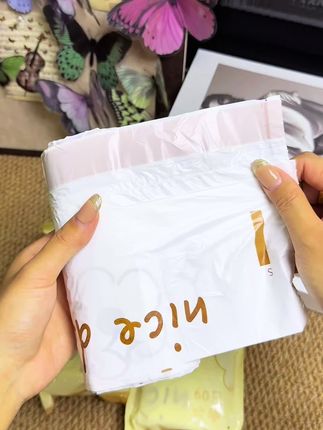 这个奶油兔免撕垃圾袋的质量我真的太爱了!加大加厚的尺寸嘎嘎结实耐造!还是可爱奶油兔图案的~家用不脏手抽绳垃圾袋,姐妹们快冲!#垃圾袋 #免撕垃圾袋 #结实耐用 #超便宜超划算 #我可真会买
