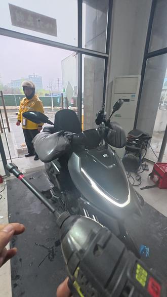 极核AE5更换APT控制器#极核 #电摩 #电动车 #控制器