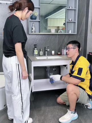 墙排被师傅切平了返水,就用这款45度专用防臭宝!#密封塞 #防臭