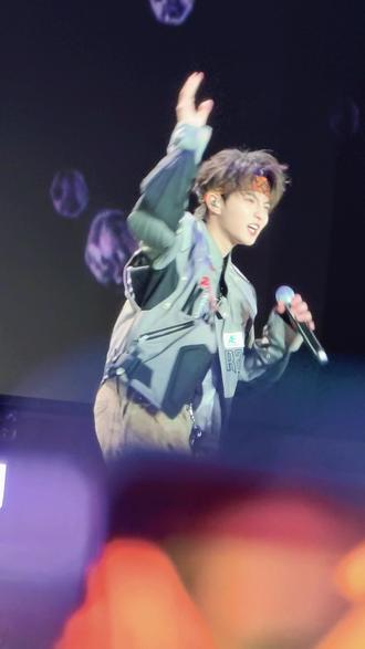 #太湖湾音乐节 #穆祉丞 🧡💖
I don't care,就让暴雨来的更直接~
穆祉丞想做什么就做什么,妖魔鬼怪给我gun!!!
