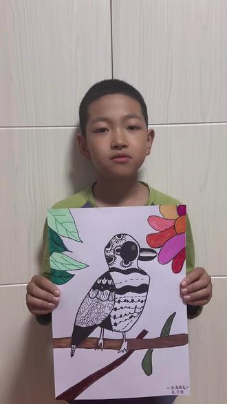 我家张宇皓小画家上线啦!参加黑龙江省环境保护志愿者联合会举办的守护生物多样性艺术作品征集。用一支画笔,守护大美龙江的生灵!#龙江生态小卫士 #大美龙江志愿有我