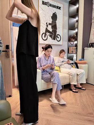 开始工作的一天 福建过来的小美女
柴军院长的肋骨鼻
张瑞红院长的眼睛#主打就是一个真实