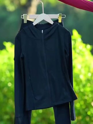#运动服套装 #健身服穿搭 #女生健身服 #运动穿搭 #好身材就要不断的雕刻