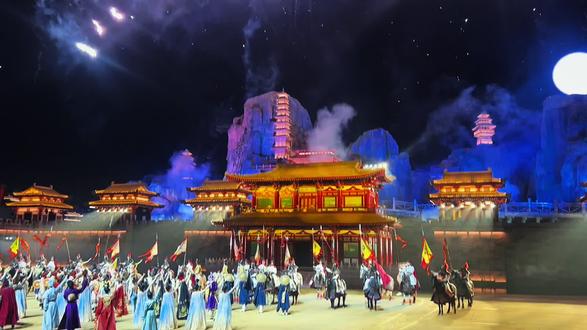 临沂琅琊古城的国秀演出和马秀演出绝了,简直太棒了。 临沂这个旅游弄得真强啊 !#琅琊古城 #国秀琅琊