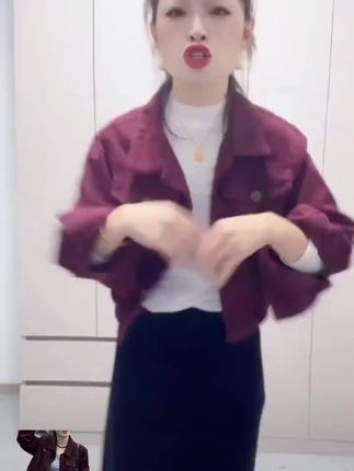 欧货小个子牛仔外套女短款2025年秋季韩系显瘦宽松休闲翻领牛仔衣#休闲舒适 #好看的衣服都在这里 #面料柔软舒适保暖