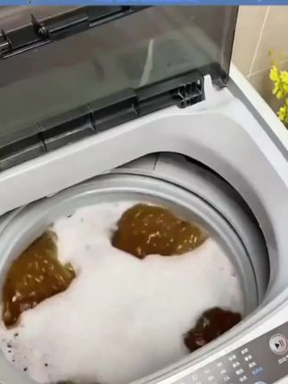 家用必备!老管家洗衣机清洗剂,专为滚筒全自动设计,强力除垢,杀菌爆氧粉,污渍全清! #管家洗垢神器 #老管除垢杀菌 #家用洗机爆氧 #滚筒去渍粉热