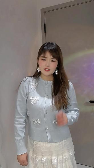 请问什么鸡天天挨打#脑筋急转弯 #真实生活记录 #对囗型 #脑筋急转弯大挑战 #无不良引导纯属娱乐