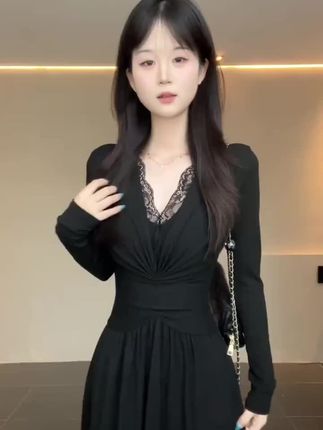 白羊家【墨缕蕾丝】夏季新款显瘦遮肉收腰大裙摆V领长袖袖连衣裙 #连衣裙 #显瘦穿搭 #大裙摆 #收腰显瘦 #日常分享