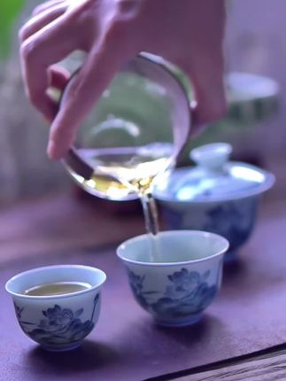 #茶具好物推荐 #盖碗泡茶 #器物之美 #召唤茶友 #荷花