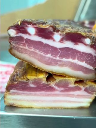 哇塞品质的五花腊肉#太香啦 #土家腊肉 #农家烟熏腊肉