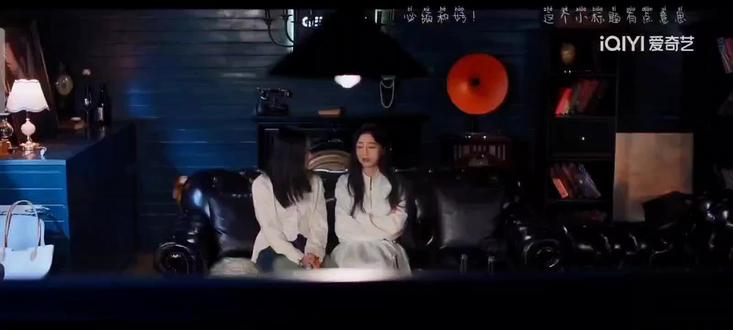 #校服的裙摆
ost金鱼 金鱼,很好听!