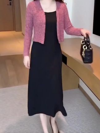#漂亮衣服 #套装穿搭 #春秋穿搭 #连衣裙分享 #气质仙女裙穿搭
