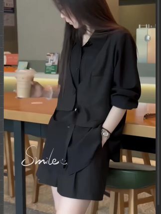 高级感轻熟风休闲时尚套装女夏季薄款假俩件防晒上衣松紧短裤一套#今日穿搭 #高级感穿搭 #每日推荐 #引领时尚潮流 #小个子穿搭