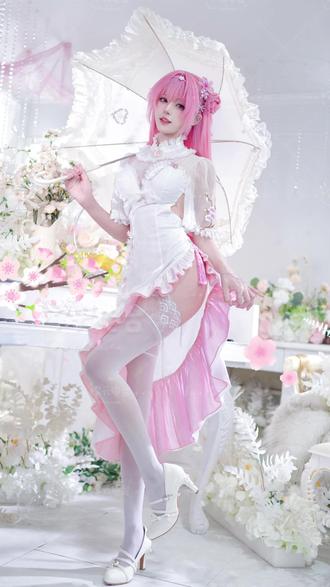 穿衣教程—NIKKE桃乐丝旗袍 优雅永不过时,今天是桃乐丝皮肤旗袍套装,白粉配色太适合桃乐丝了,版型超好,显腰身,美丽大方的旗袍谁能不爱?
#NIKKE #桃乐丝 #doro #次元电台